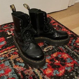 Dr. Martens Jadon Platform boots